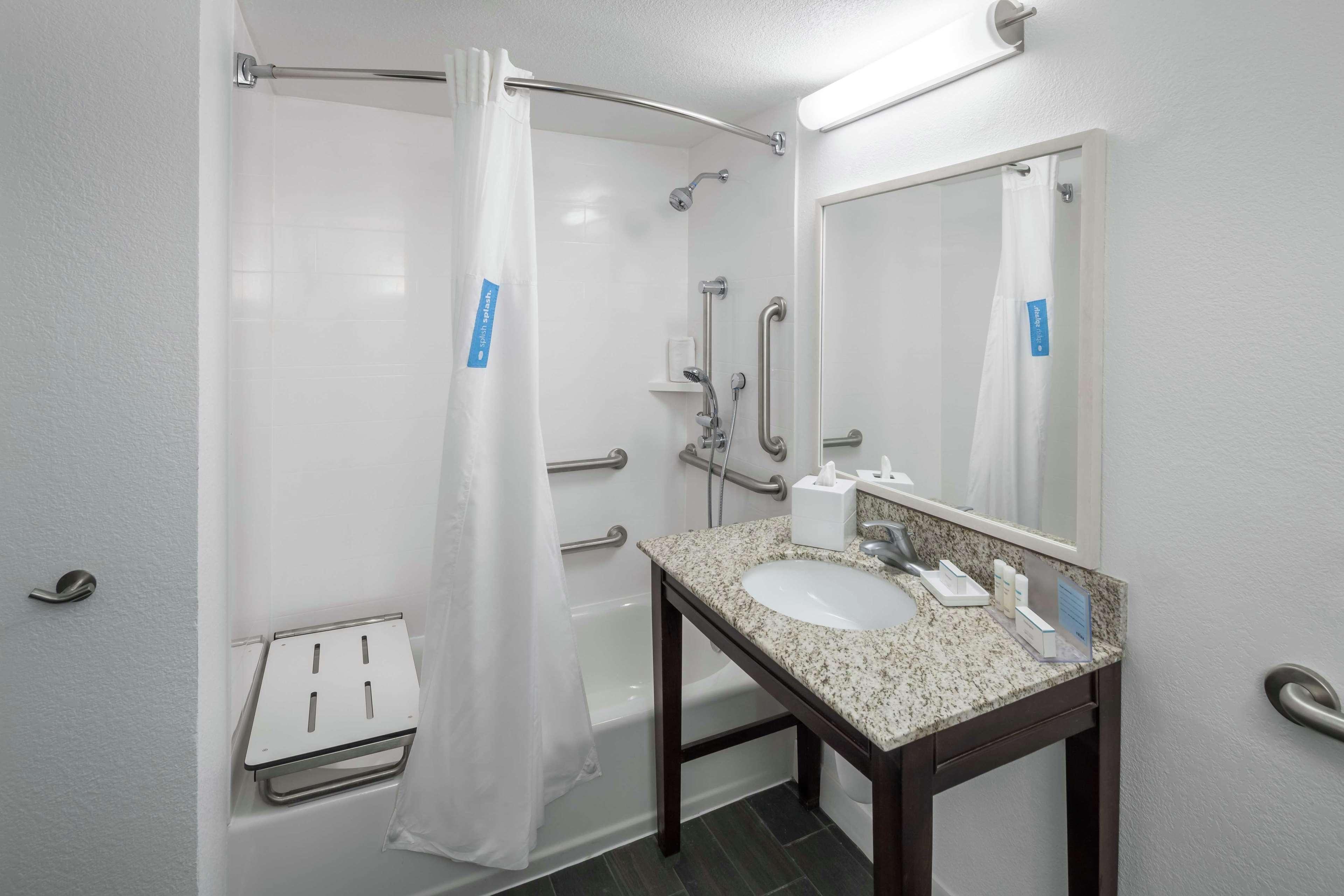 Hampton Inn & Suites Miami-Doral Dolphin Mall Экстерьер фото
