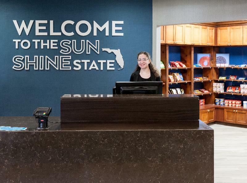 Hampton Inn & Suites Miami-Doral Dolphin Mall Экстерьер фото